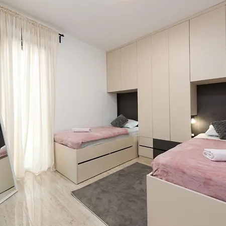 Aura By Interhome Apartmán *
